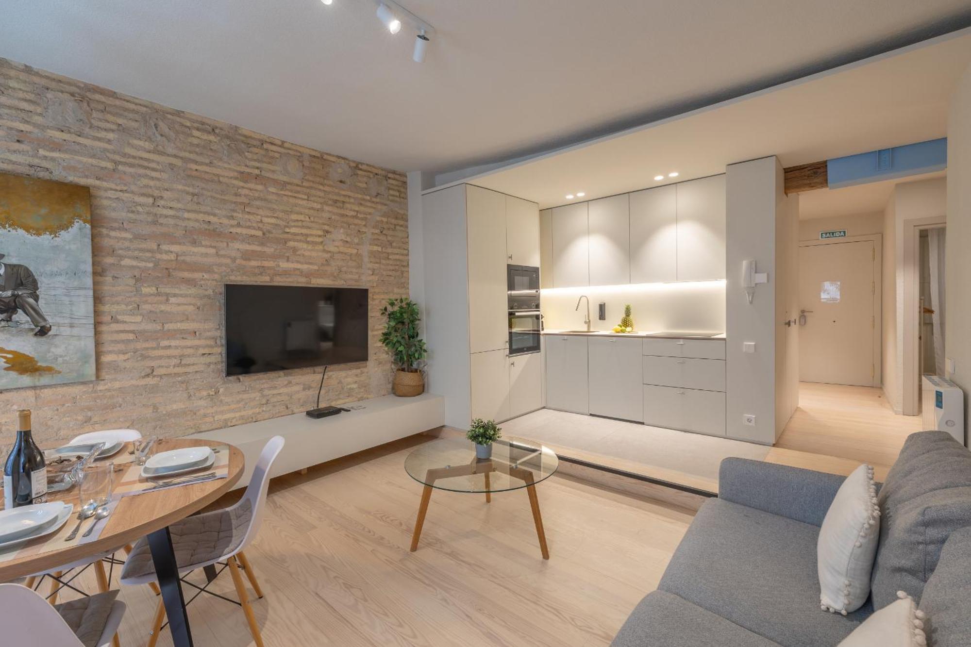 Tuapartamento Centro Pamplona - Zapateria 30 エクステリア 写真