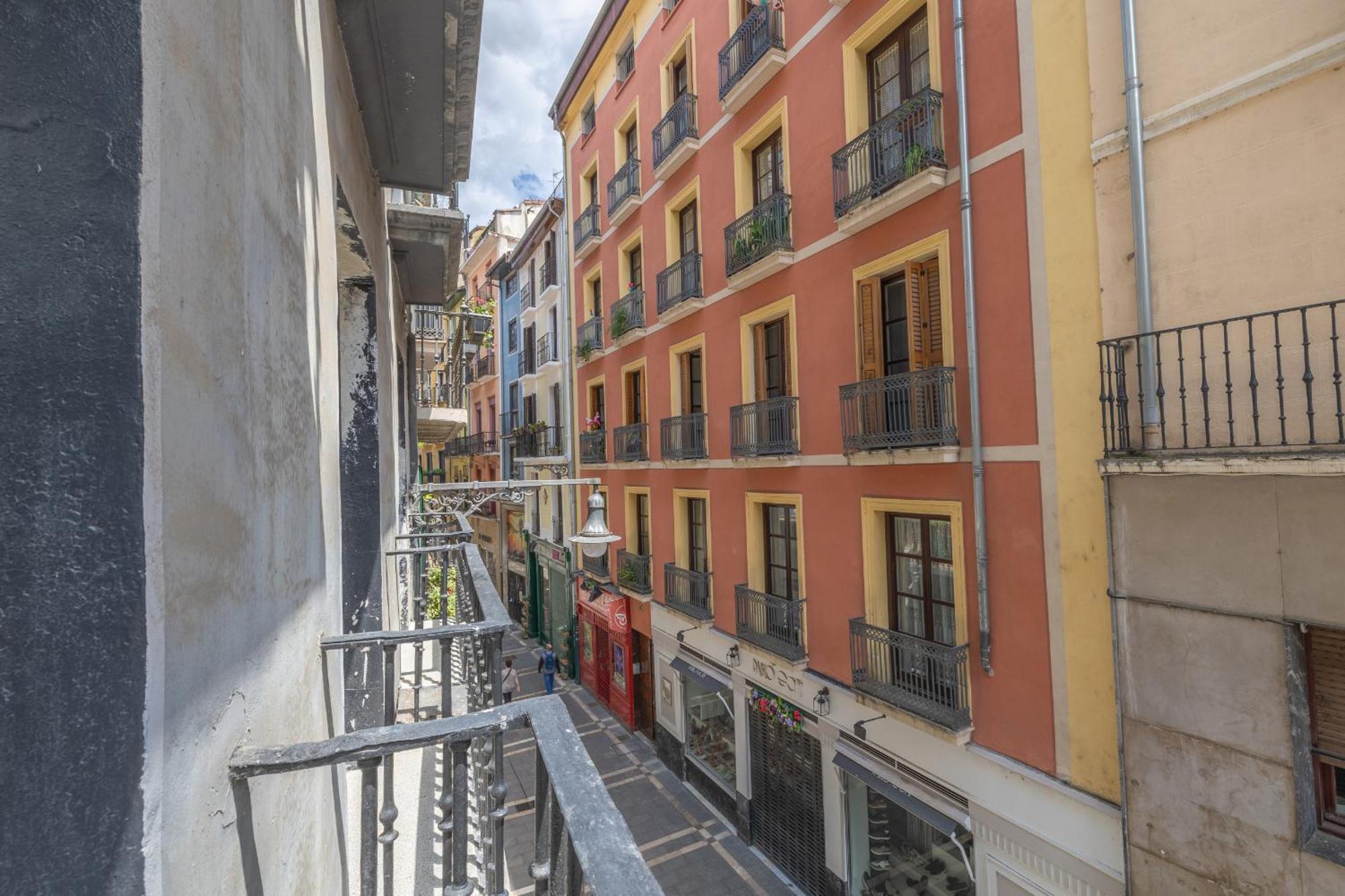 Tuapartamento Centro Pamplona - Zapateria 30 エクステリア 写真