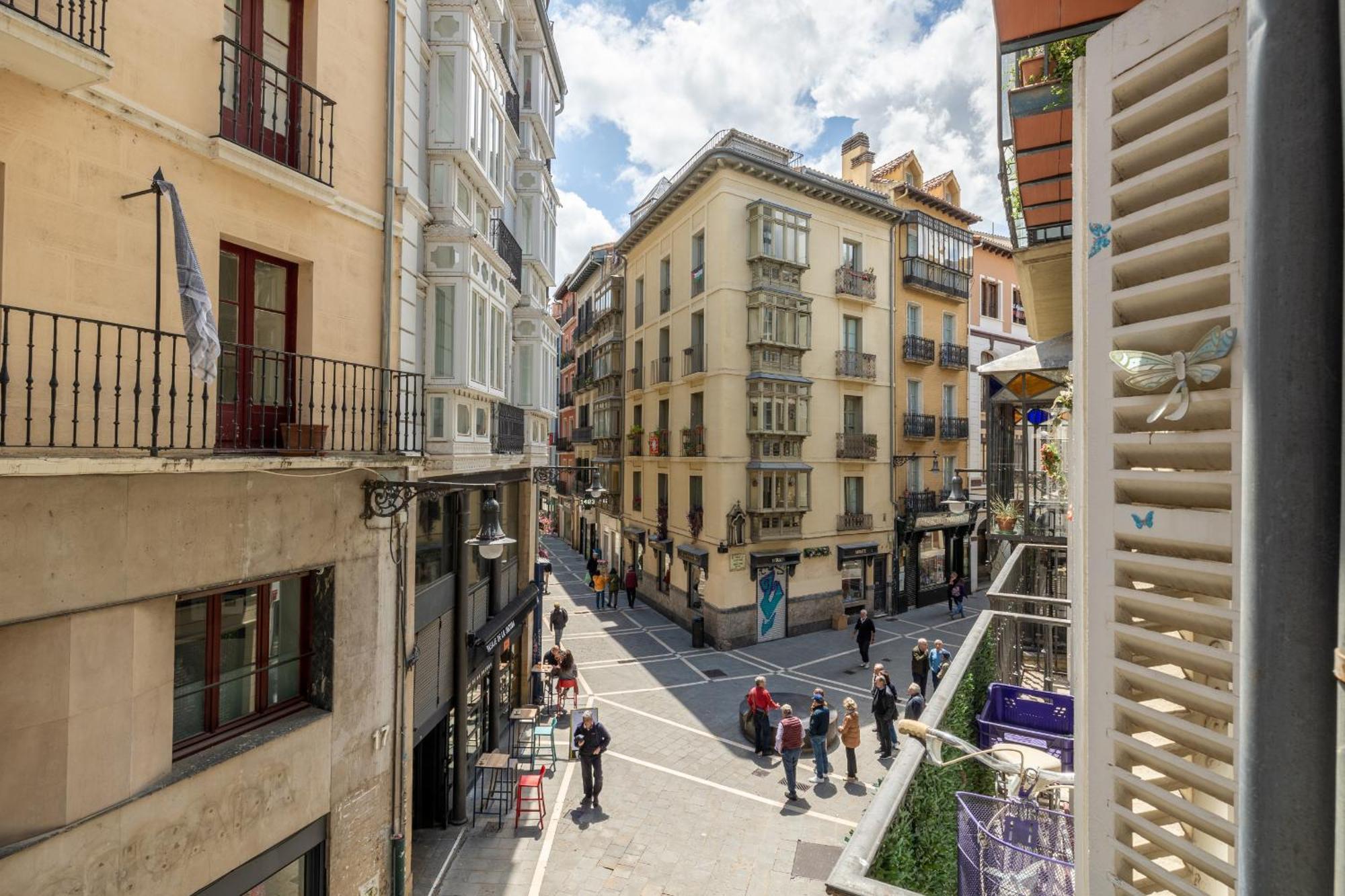 Tuapartamento Centro Pamplona - Zapateria 30 エクステリア 写真