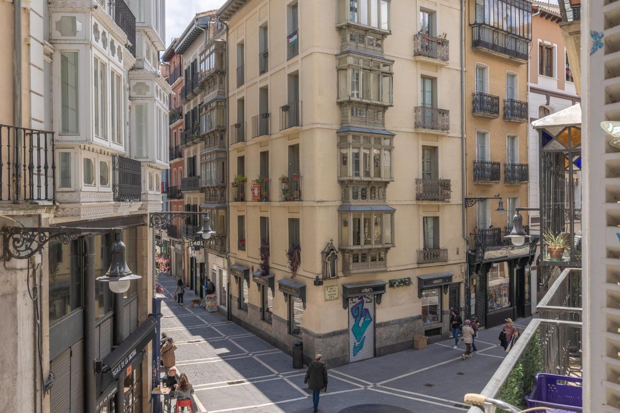 Tuapartamento Centro Pamplona - Zapateria 30 エクステリア 写真